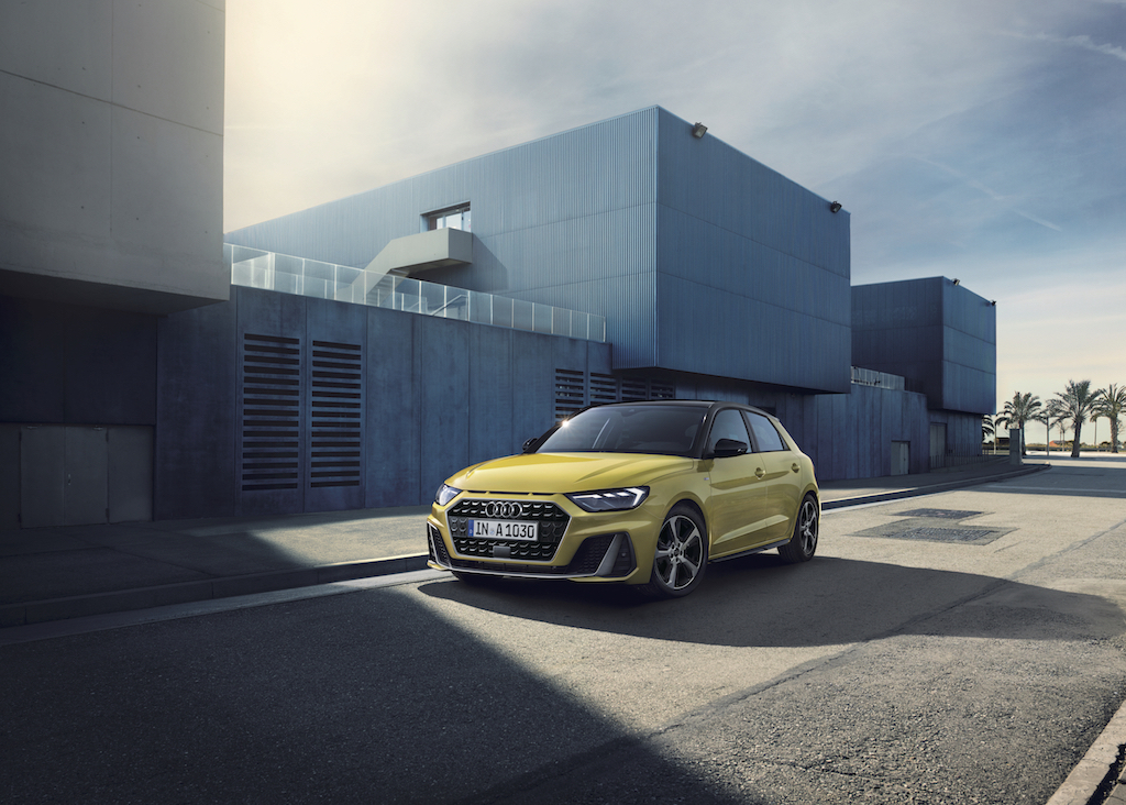 新型車「Audi A1 Sportback」登場！コンパクトカーの新世代へ｜ヤナセ
