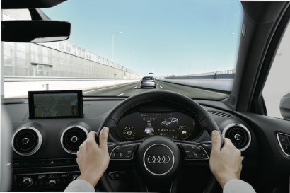 Audi車の運転席から見た走行風景