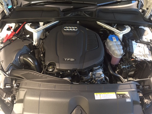 アウディ A5 Coupeのエンジン