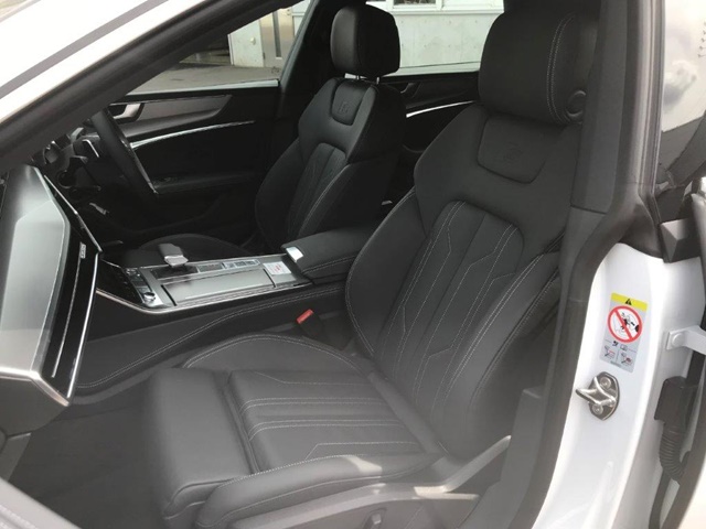 Audi A7 Sportbackのシート