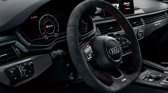 Audi RS 5 Coupéのインテリア