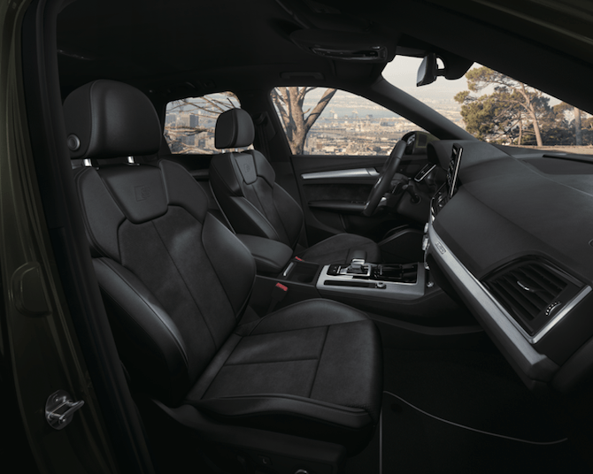 Audi Q5 の座席