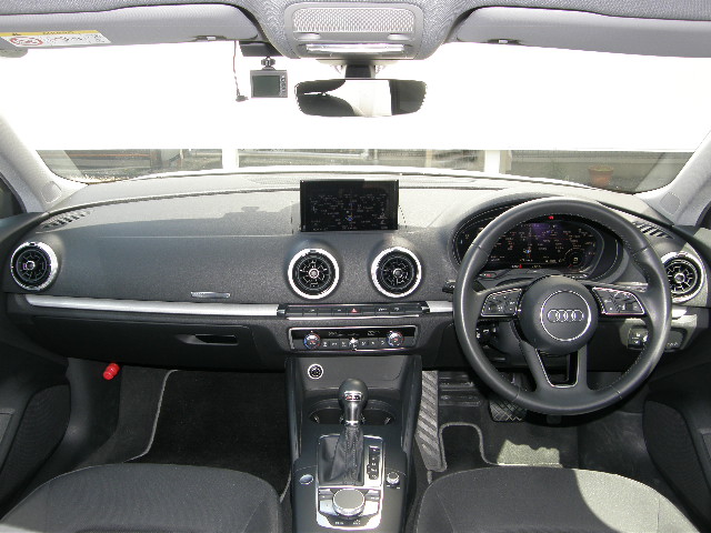 Audi A3 Sportback 1.4TFSI　内装